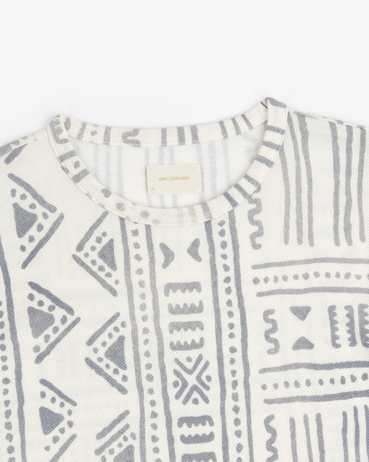 Long-Sleeve Mesh Tapestry Tee